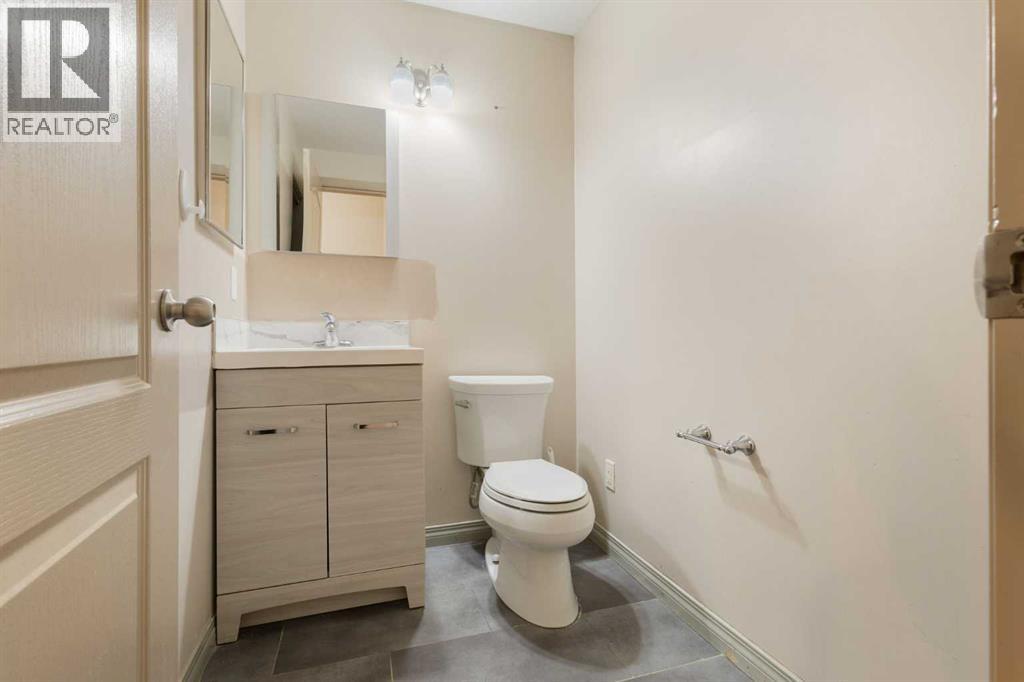 252 Prestwick Heights SE, Calgary, Alberta  T2Z 4K3 - Photo 32 - A2309333
