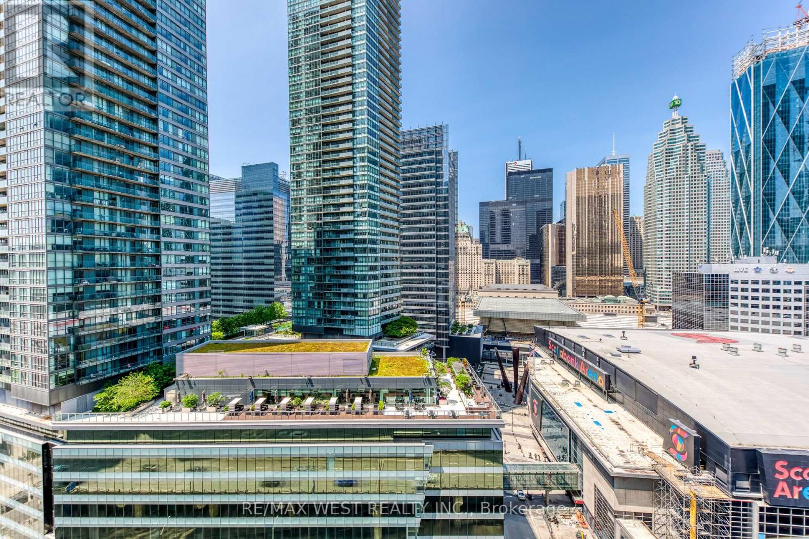 2004 - 100 Harbour Street, Toronto, Ontario  M5J 1B7 - Photo 25 - C13119902