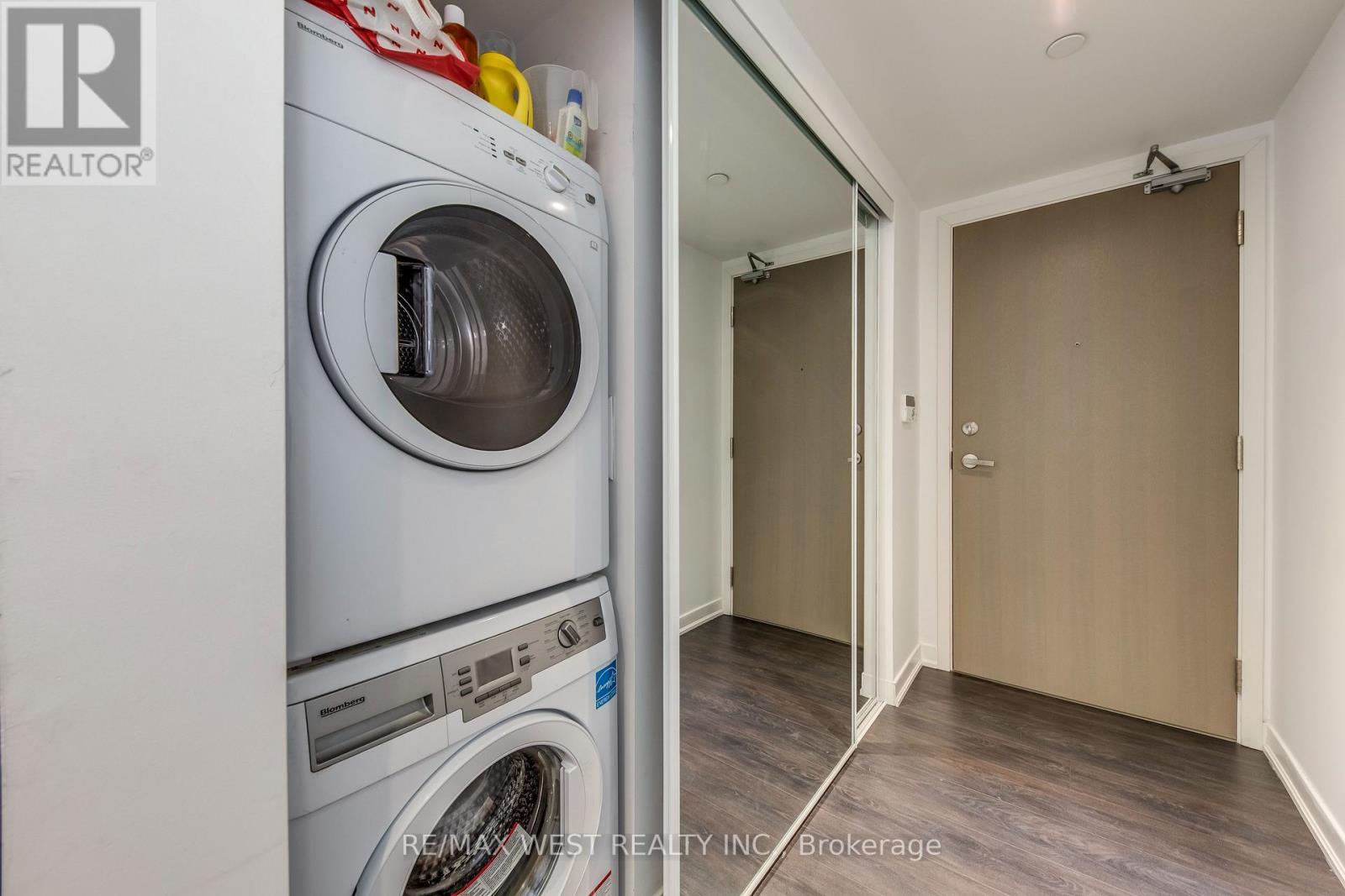 2004 - 100 Harbour Street, Toronto, Ontario  M5J 1B7 - Photo 5 - C13119902