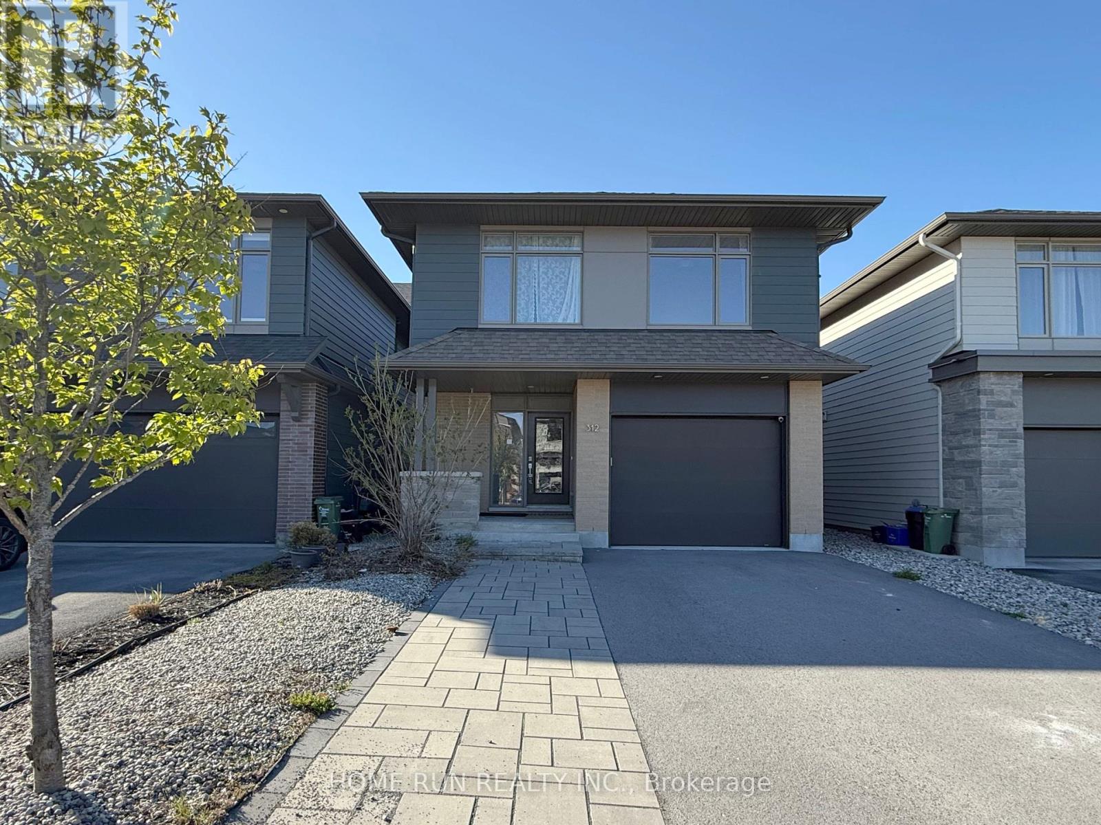312 Lysander Place, Ottawa, Ontario  K1K 4K7 - Photo 1 - X13119856