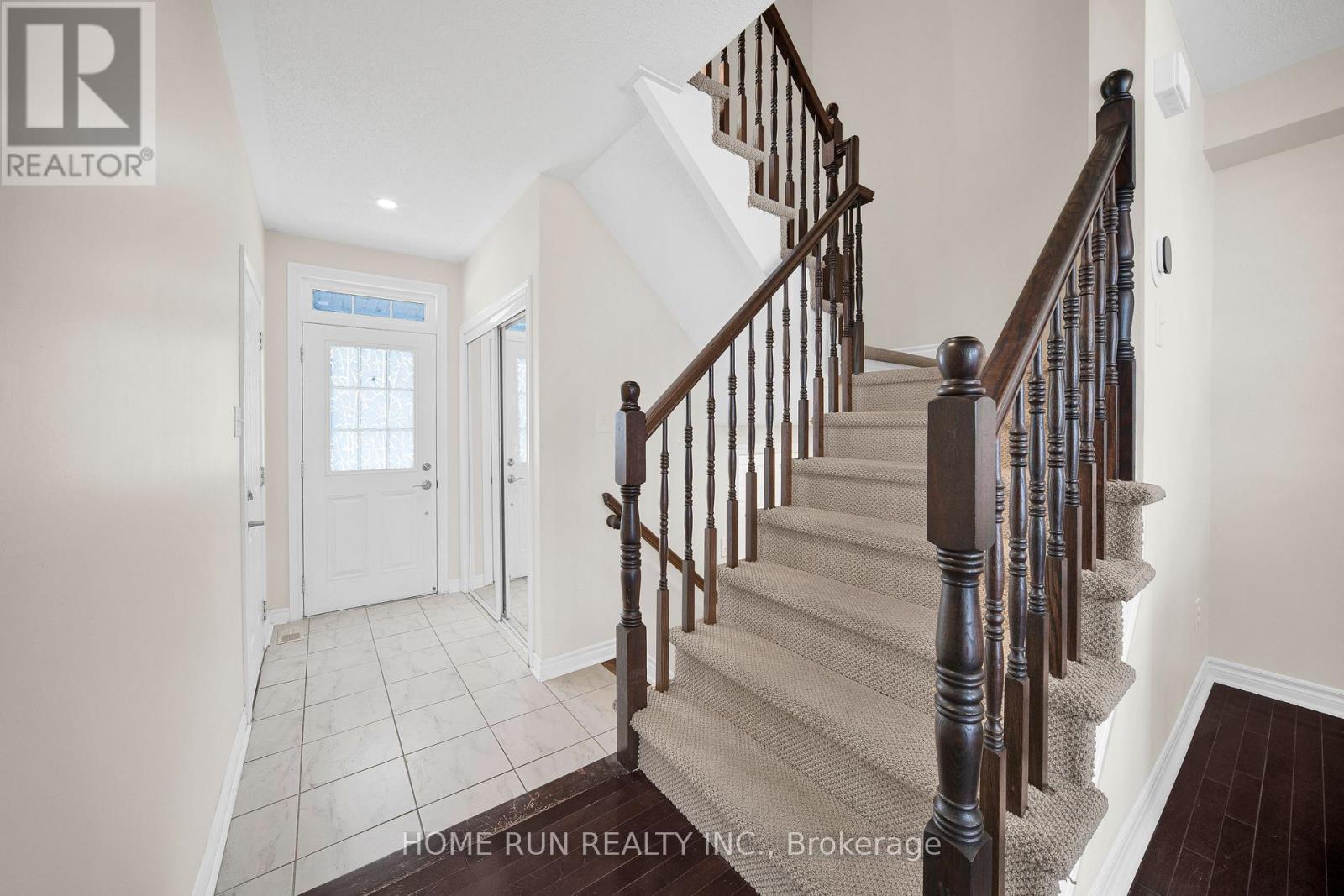957 Messor Crescent, Ottawa, Ontario  K2S 0P2 - Photo 4 - X13119912