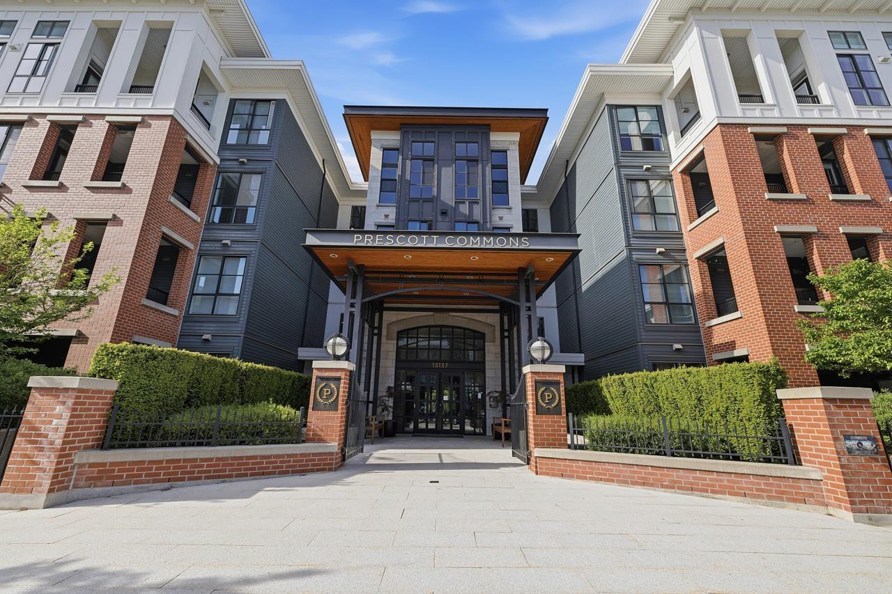304 15137 33 Avenue, Surrey, British Columbia  V3Z 0Y1 - Photo 1 - R3122942