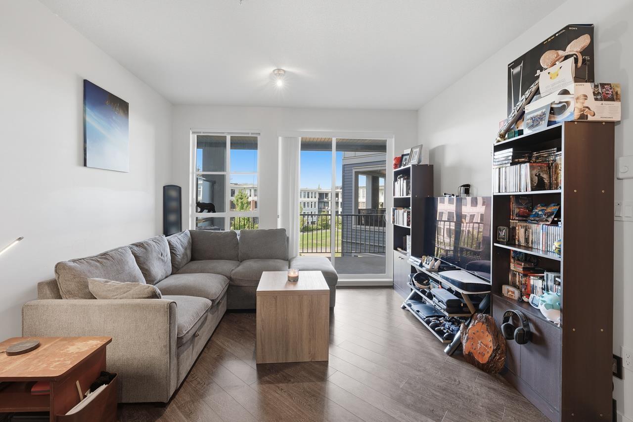 304 15137 33 Avenue, Surrey, British Columbia  V3Z 0Y1 - Photo 4 - R3122942