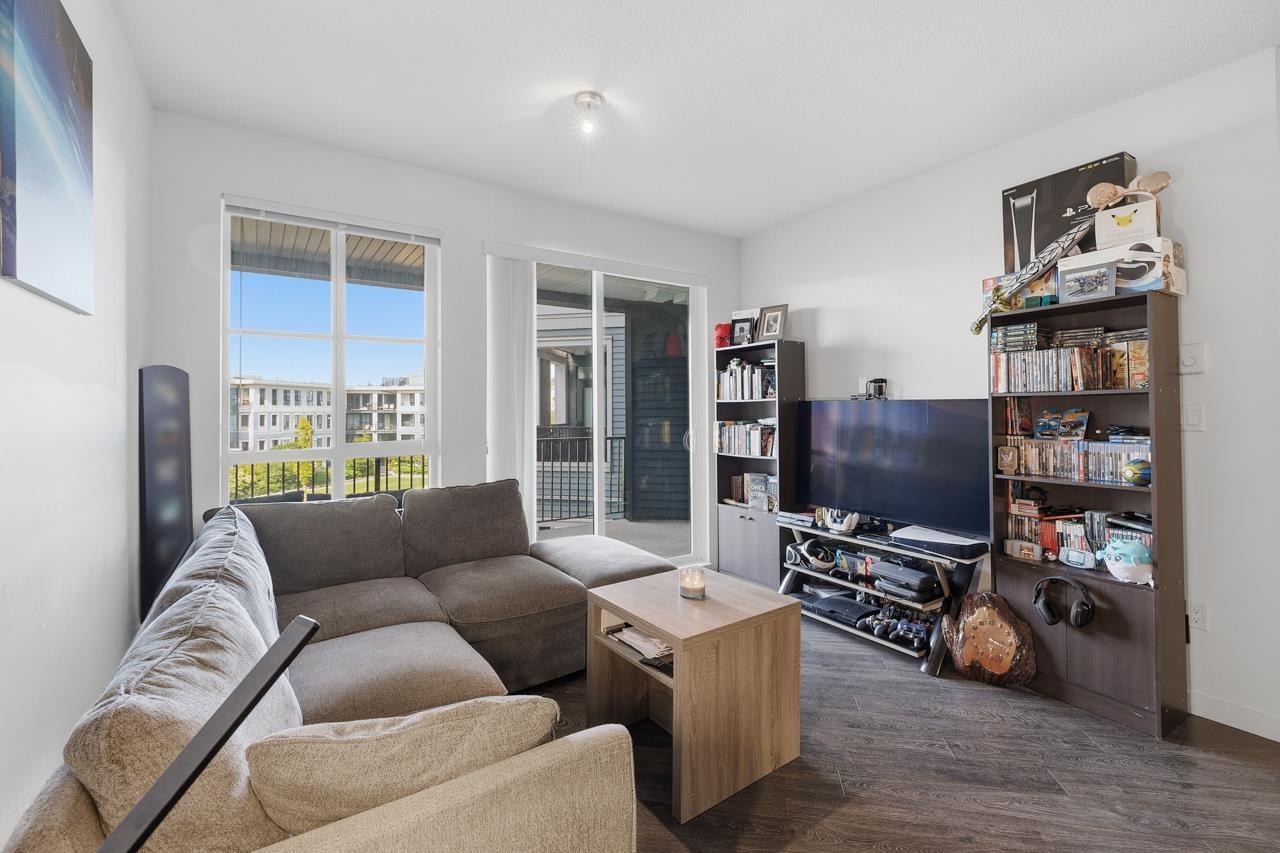 304 15137 33 Avenue, Surrey, British Columbia  V3Z 0Y1 - Photo 6 - R3122942