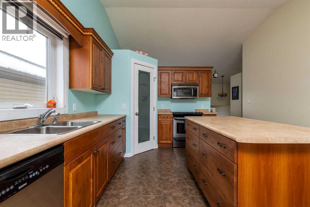 6813 41 Street, Lloydminster, Alberta  T9V 2B3 - Photo 7 - A2304559