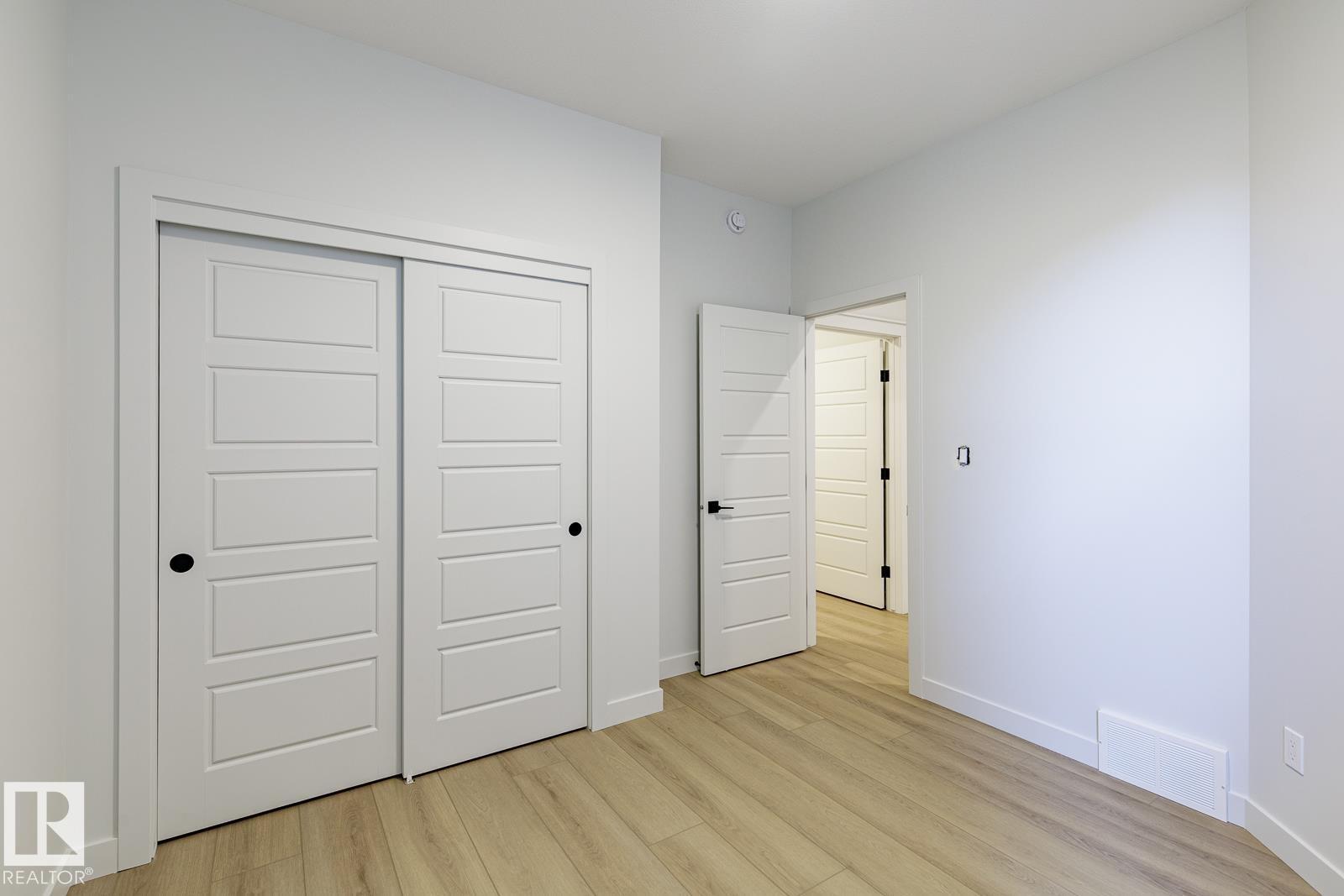 286 Lodge Pole Pl, Leduc, Alberta  T9E 0K7 - Photo 4 - E4487293
