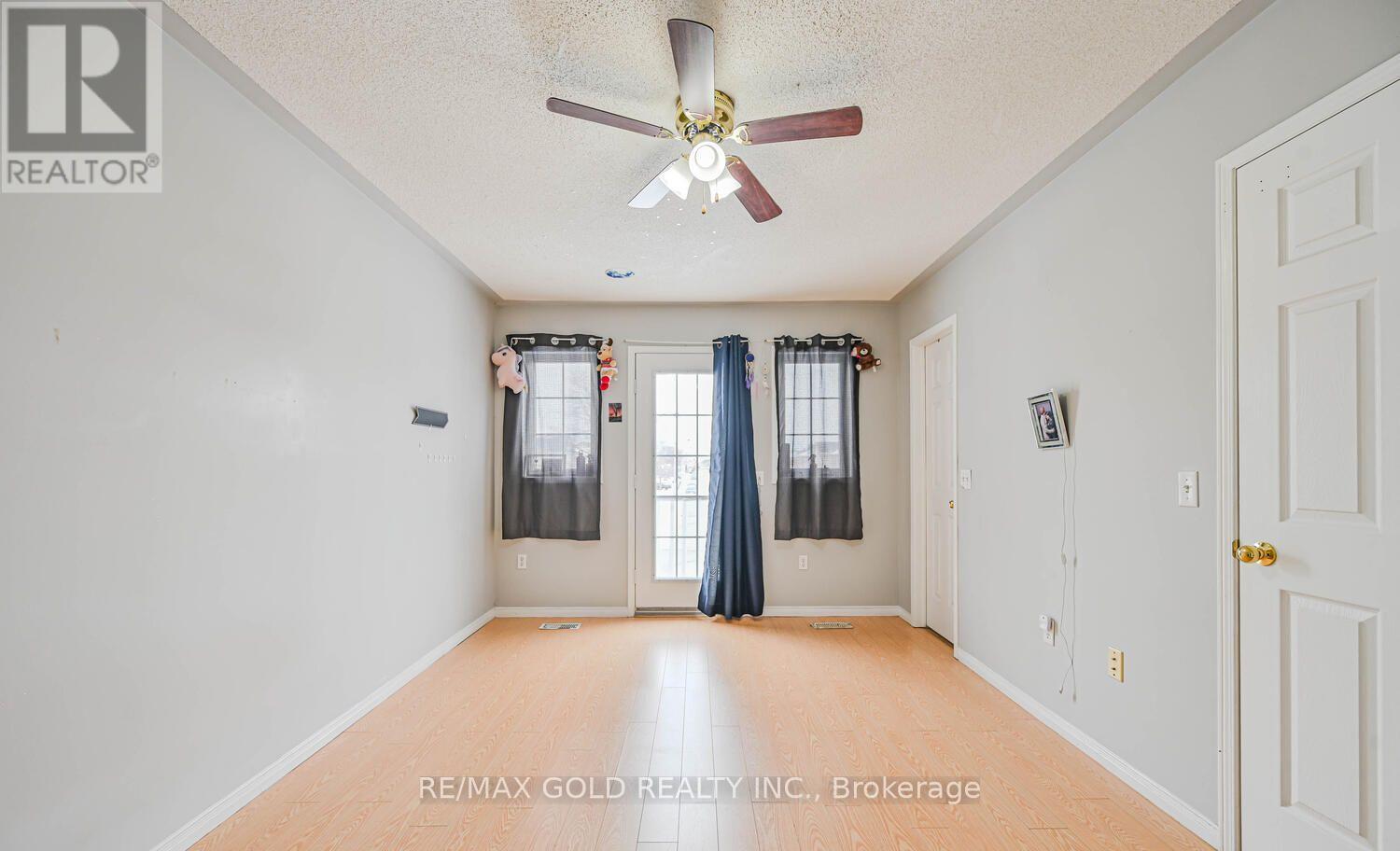 24 Seaside Circle, Brampton, Ontario  L6R 2G7 - Photo 19 - W13119854