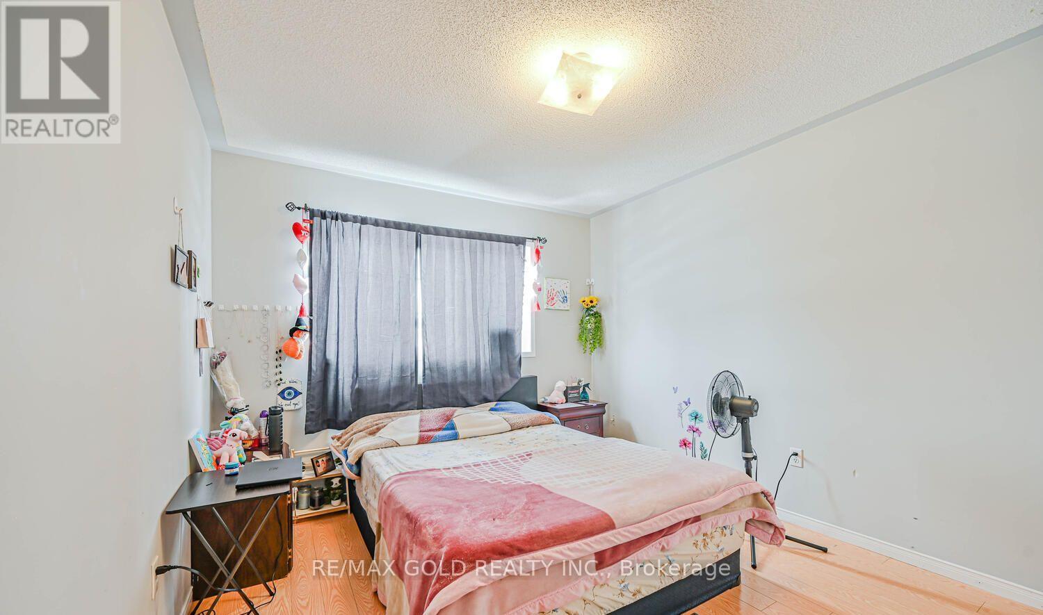 24 Seaside Circle, Brampton, Ontario  L6R 2G7 - Photo 27 - W13119854