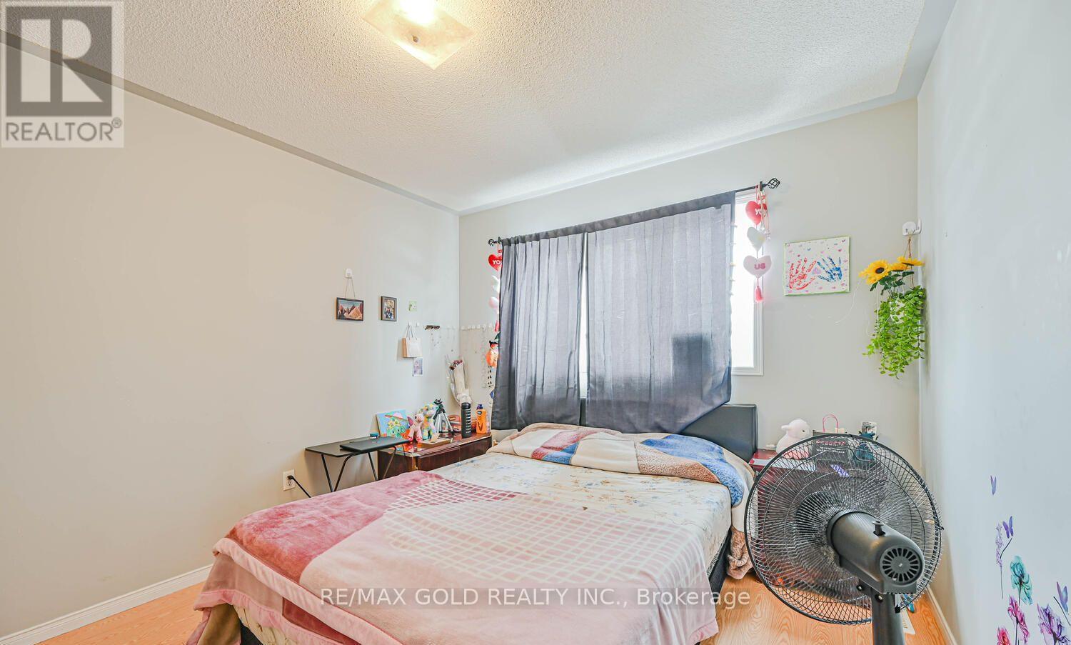 24 Seaside Circle, Brampton, Ontario  L6R 2G7 - Photo 29 - W13119854