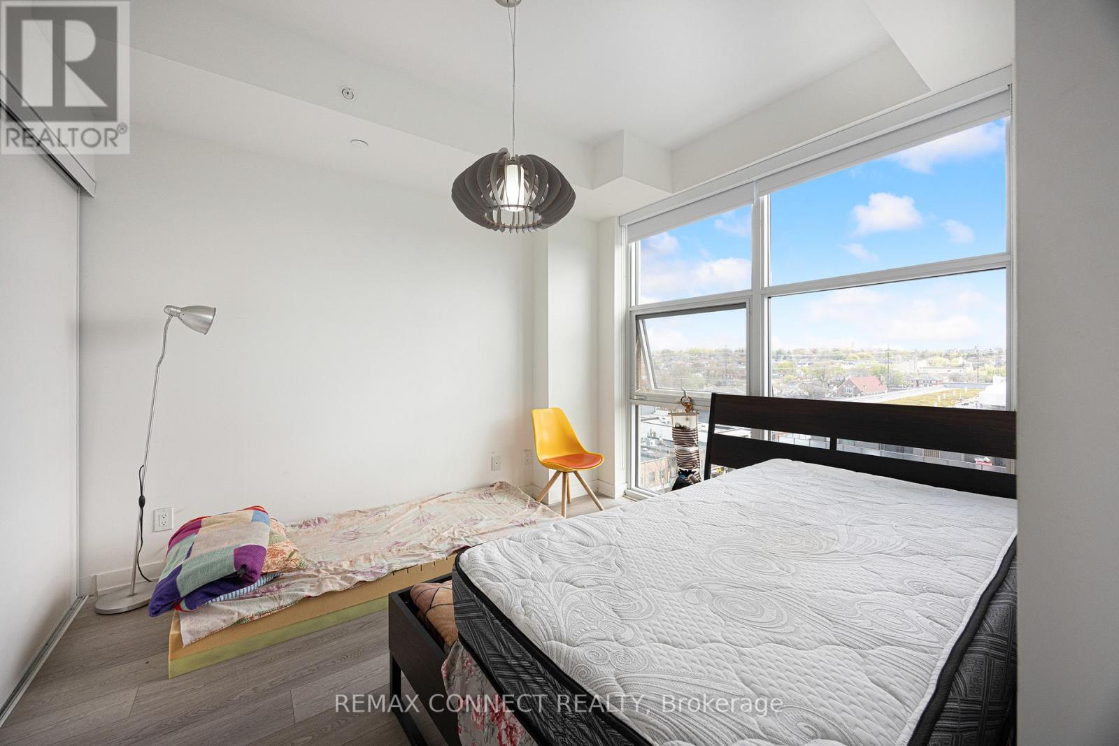 818 - 1787 St Clair Avenue W, Toronto, Ontario  M6N 0B7 - Photo 11 - W13119872