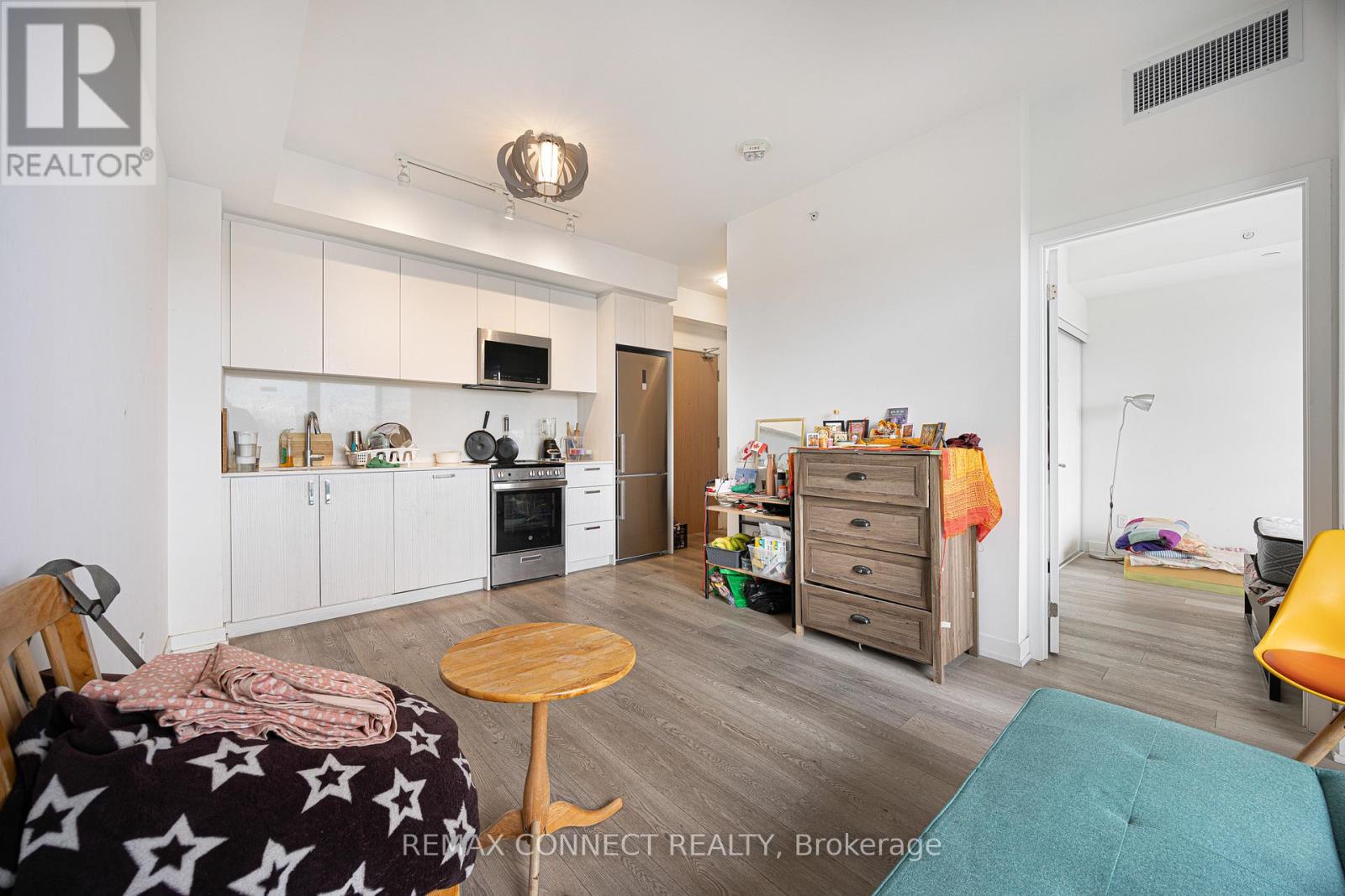 818 - 1787 St Clair Avenue W, Toronto, Ontario  M6N 0B7 - Photo 7 - W13119872