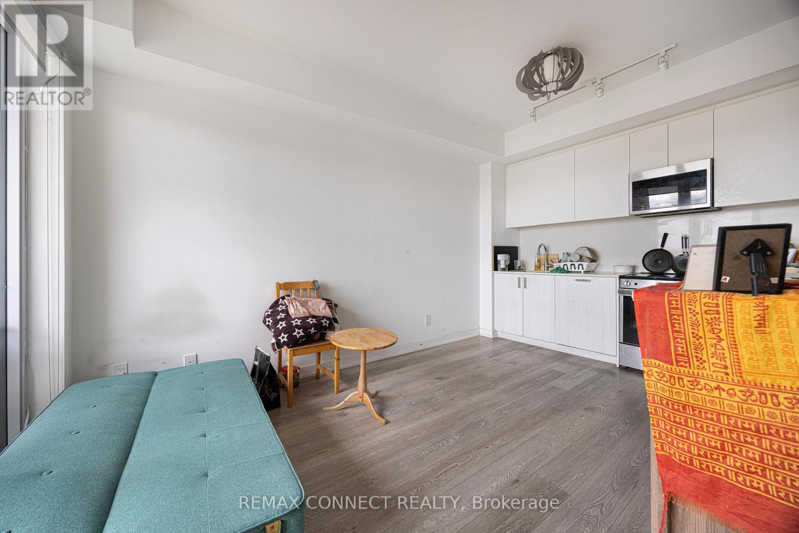 818 - 1787 St Clair Avenue W, Toronto, Ontario  M6N 0B7 - Photo 8 - W13119872