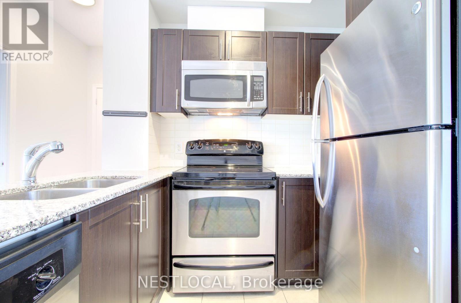202 - 3865 Lake Shore Road W, Toronto, Ontario  M8W 0A2 - Photo 8 - W13119880