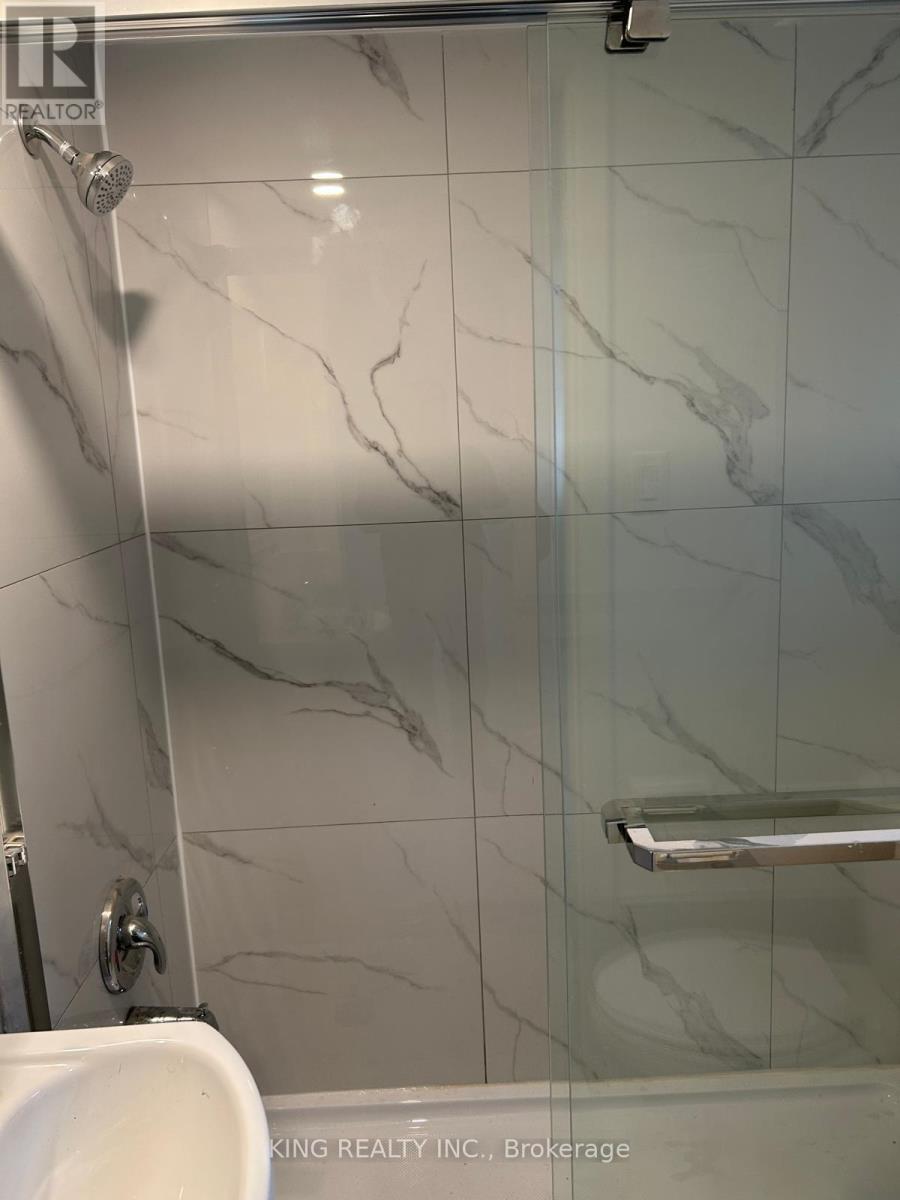 2 - 2 Elm Grove Drive, Toronto, Ontario  M6K 2J1 - Photo 6 - W13119914
