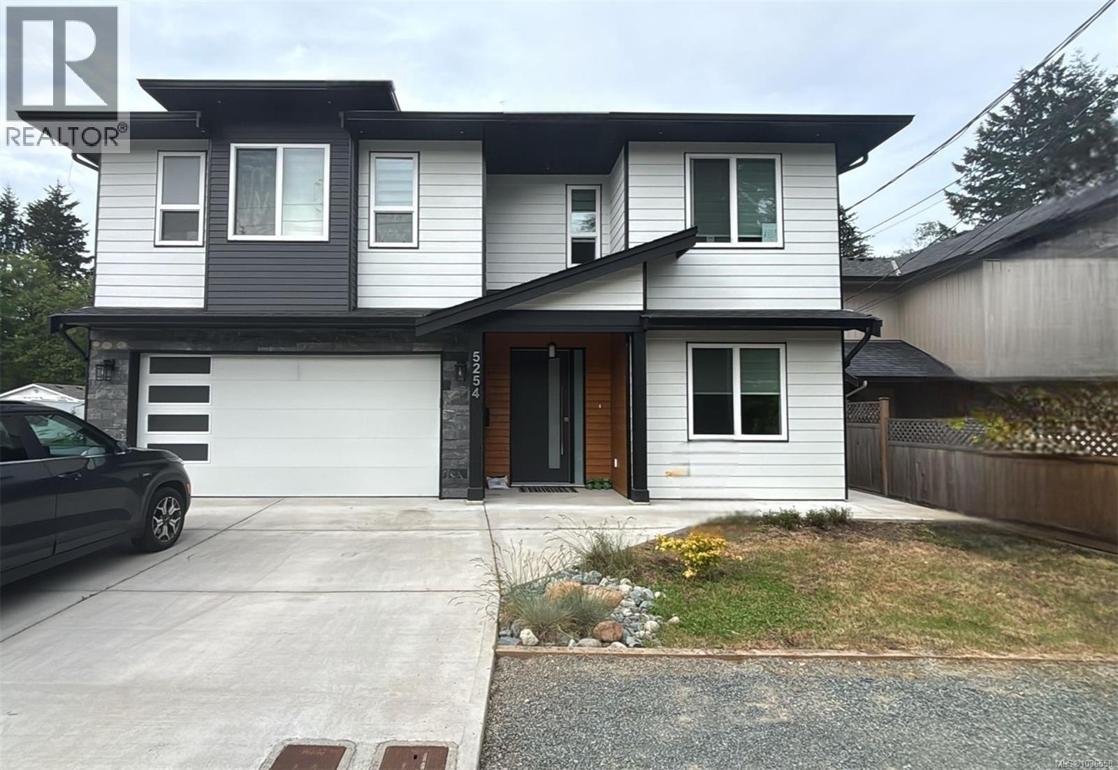 5254 Sherbourne Dr, Nanaimo, British Columbia  V9T 3J1 - Photo 1 - 1036558