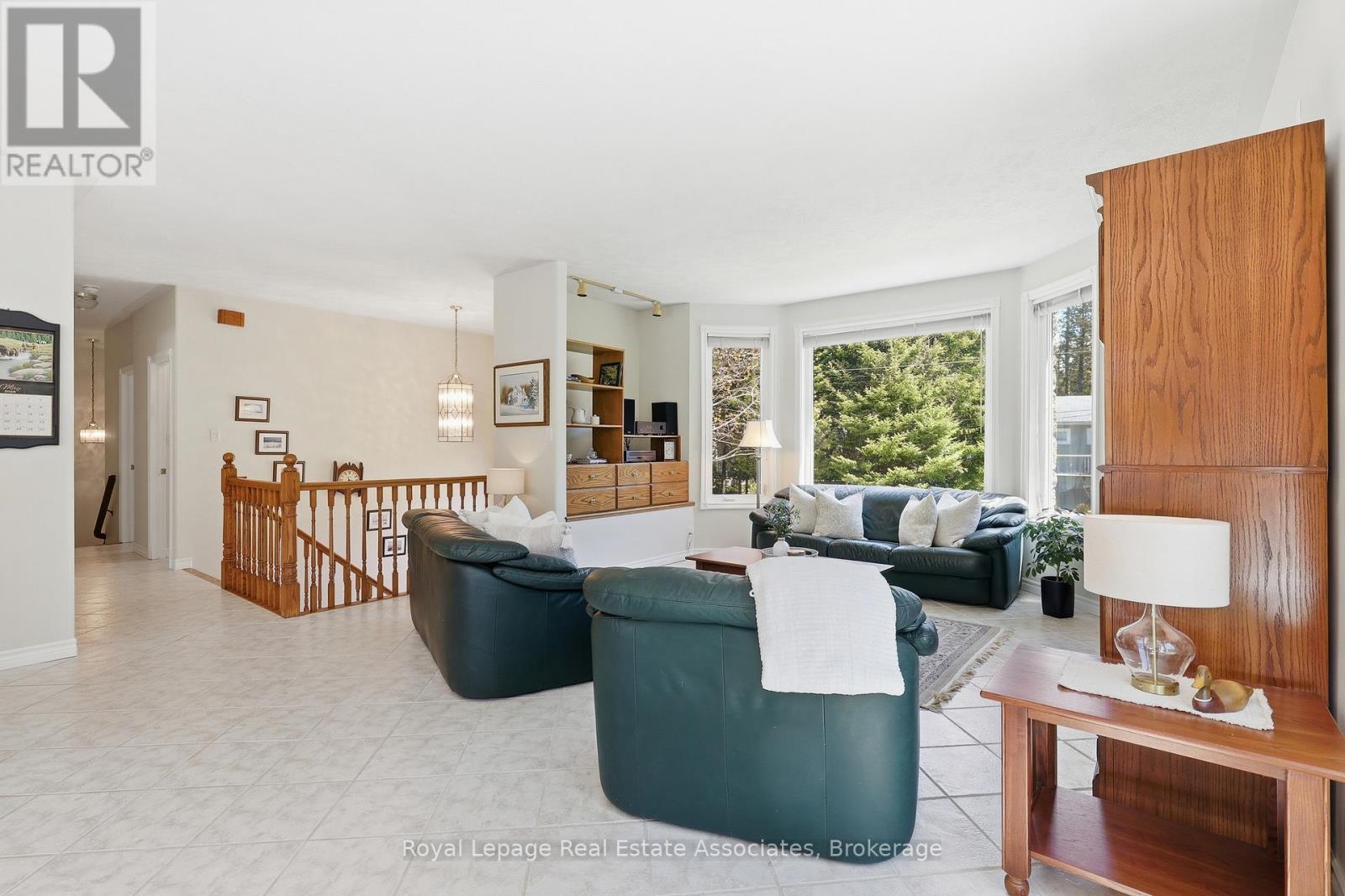 422 Third Avenue N, South Bruce Peninsula, Ontario  N0H 2G0 - Photo 13 - X13119892