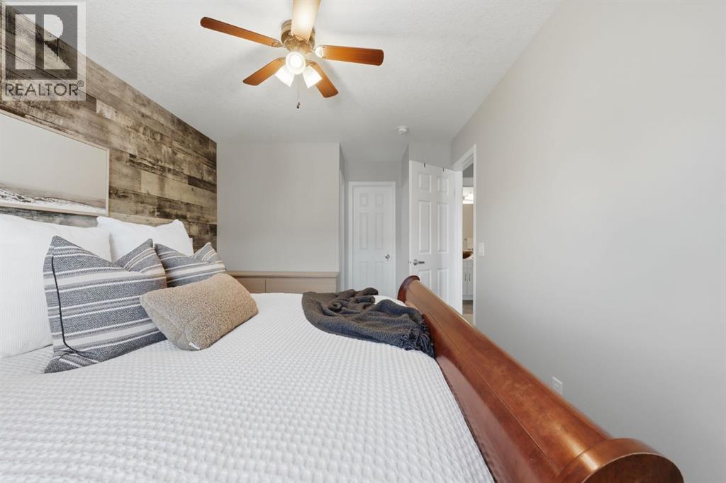 209 Hillcrest Gardens Sw, Airdrie, Alberta  T4B 4H8 - Photo 19 - A2309466