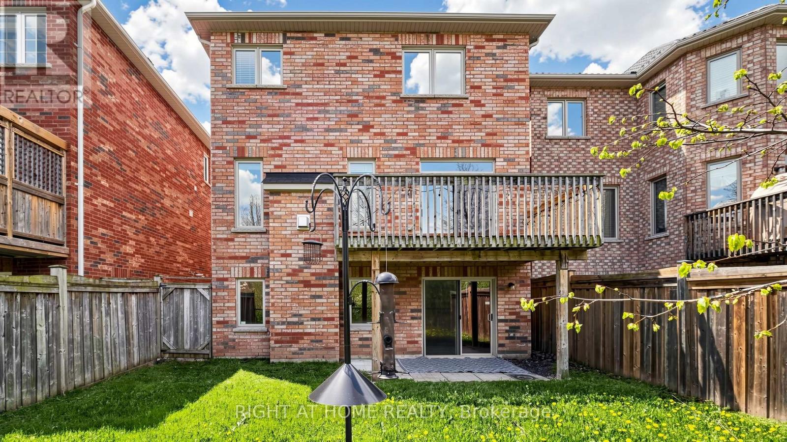 2379 Quetico Crescent, Oakville, Ontario  L6M 0J3 - Photo 36 - W12950224