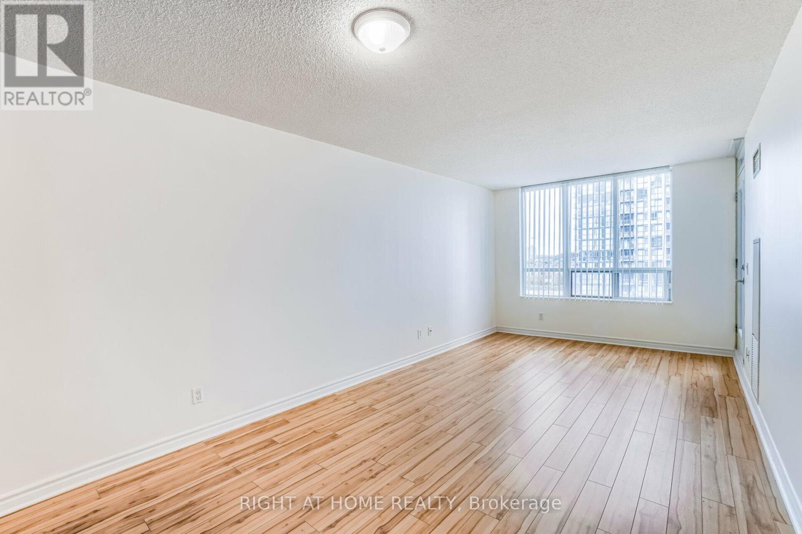 1117 - 335 Rathburn Road W, Mississauga, Ontario  L5B 0C8 - Photo 18 - W13119852