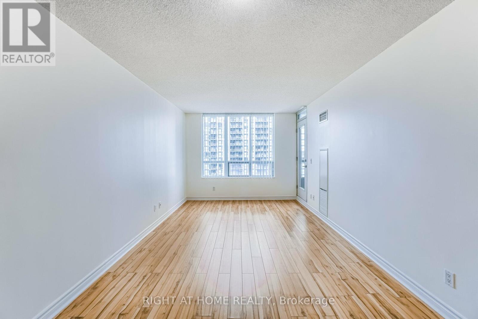 1117 - 335 Rathburn Road W, Mississauga, Ontario  L5B 0C8 - Photo 17 - W13119852