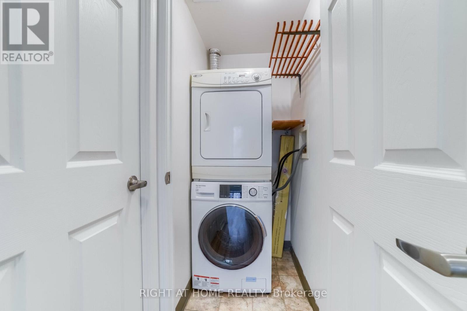 1117 - 335 Rathburn Road W, Mississauga, Ontario  L5B 0C8 - Photo 25 - W13119852
