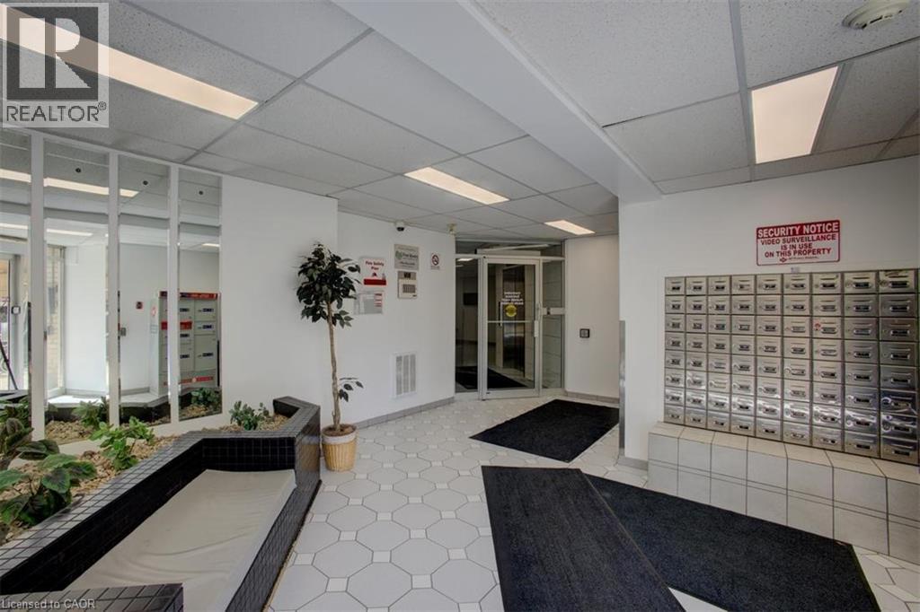 15 Hofstetter Avenue Unit# 108, Kitchener, Ontario  N2A 3Z7 - Photo 6 - 40829388
