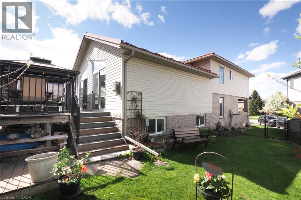 40 Dineen Court, Kitchener, Ontario  N2B 3X3 - Photo 35 - 40826392