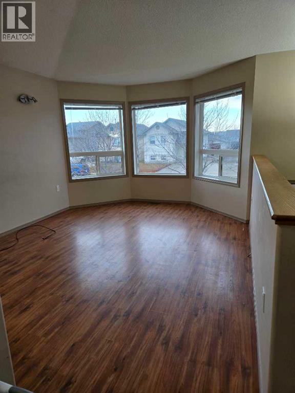 8821 65 Avenue, Grande Prairie, Alberta  T8W 2X5 - Photo 3 - A2308393