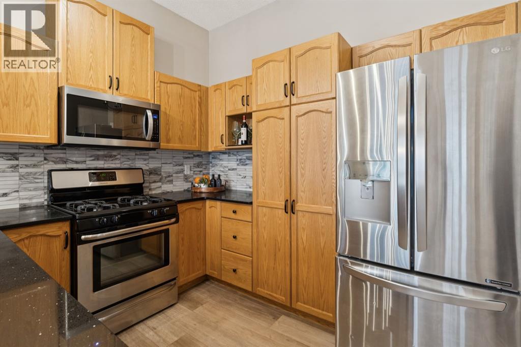 17 Prestwick Pond Terrace Se, Calgary, Alberta  T2Z 3Z7 - Photo 12 - A2303713