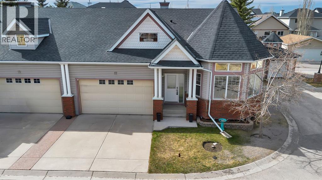 17 Prestwick Pond Terrace Se, Calgary, Alberta  T2Z 3Z7 - Photo 1 - A2303713