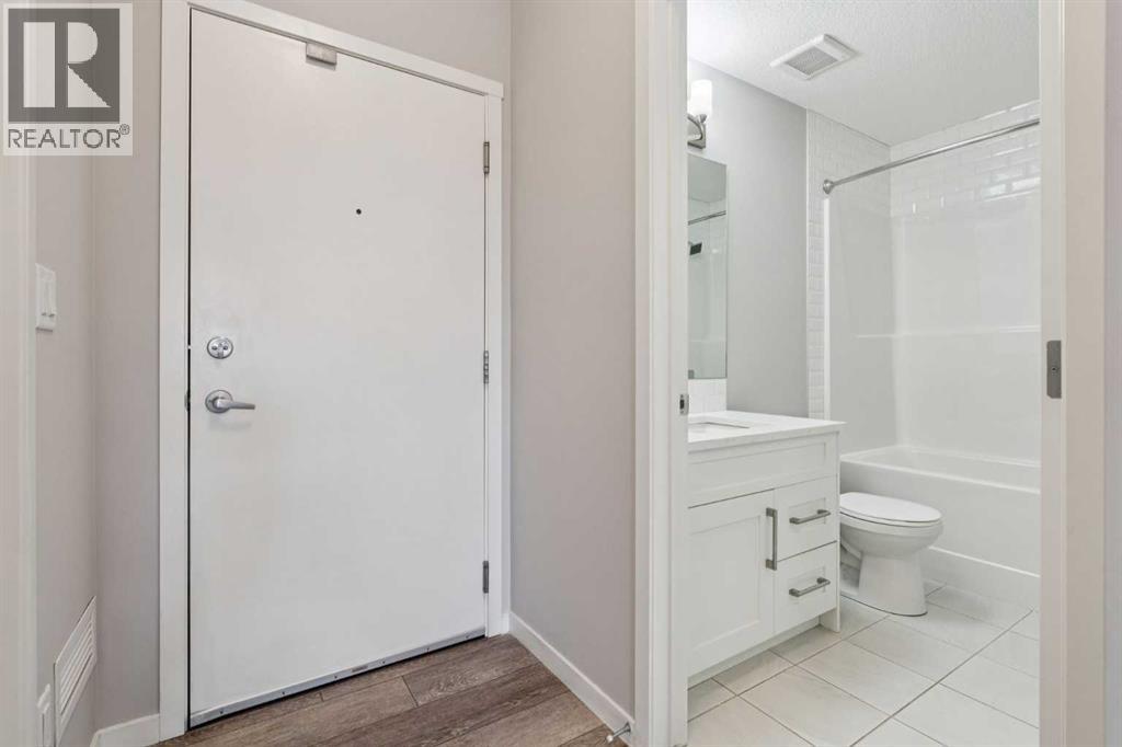 407, 370 Harvest Hills Common Ne, Calgary, Alberta  T3K 2M8 - Photo 5 - A2304994