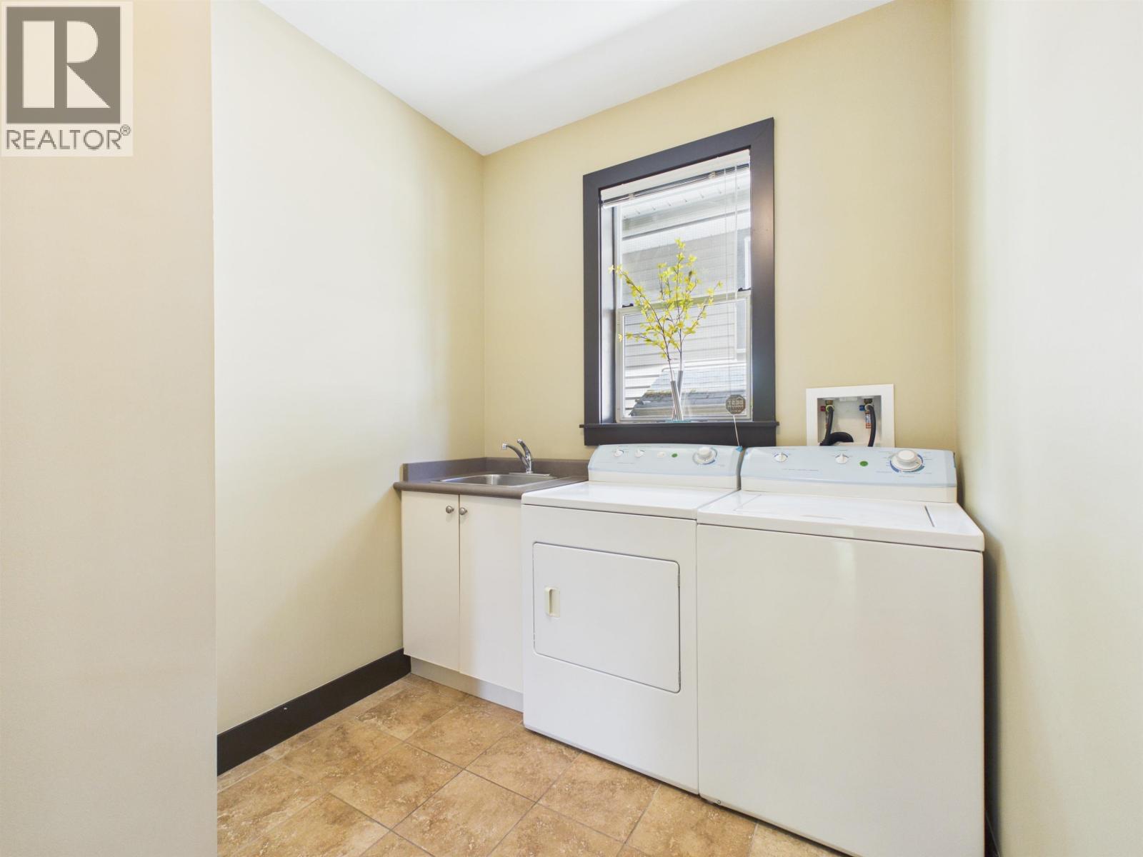 3351 Canary Place, Coquitlam, British Columbia  V3E 0E1 - Photo 17 - R3122937