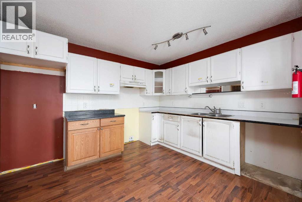 204 Tundra Drive, Fort Mcmurray, Alberta  T9H 4S8 - Photo 7 - A2305686