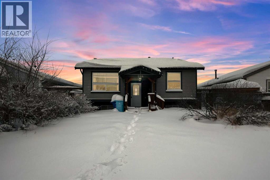 204 Tundra Drive, Fort Mcmurray, Alberta  T9H 4S8 - Photo 1 - A2305686