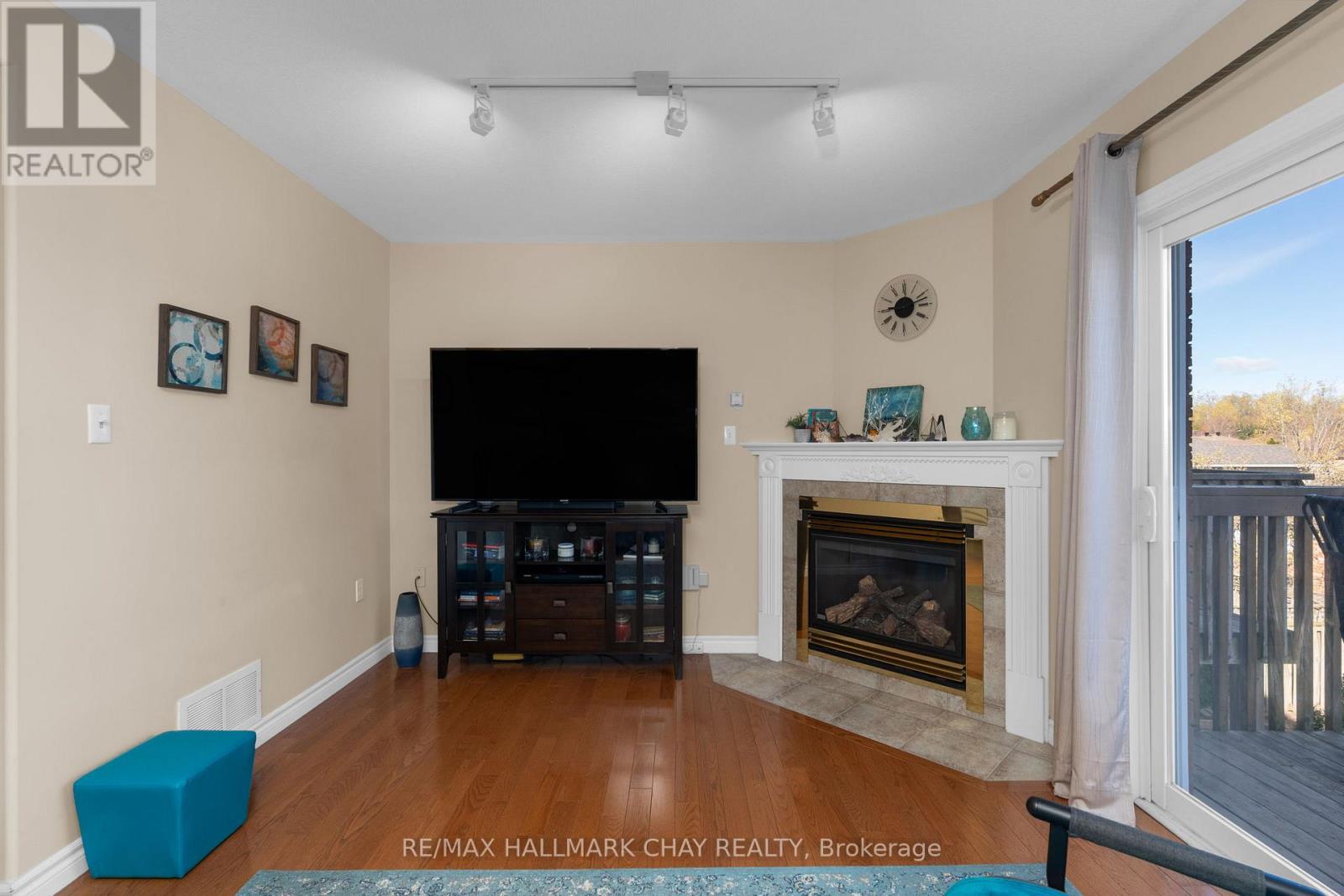 334 Cundles Road E, Barrie (Little Lake), Ontario  L4M 7E5 - Photo 14 - S13119948