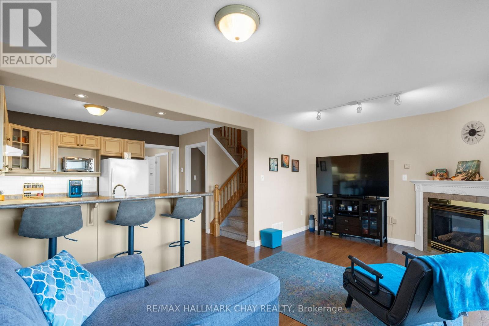 334 Cundles Road E, Barrie (Little Lake), Ontario  L4M 7E5 - Photo 17 - S13119948