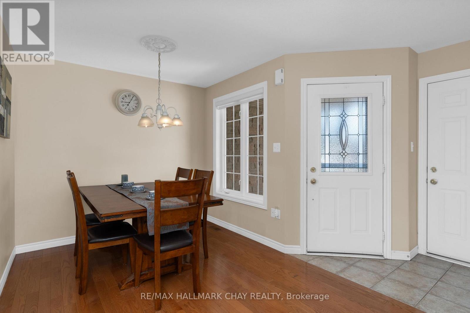 334 Cundles Road E, Barrie (Little Lake), Ontario  L4M 7E5 - Photo 6 - S13119948