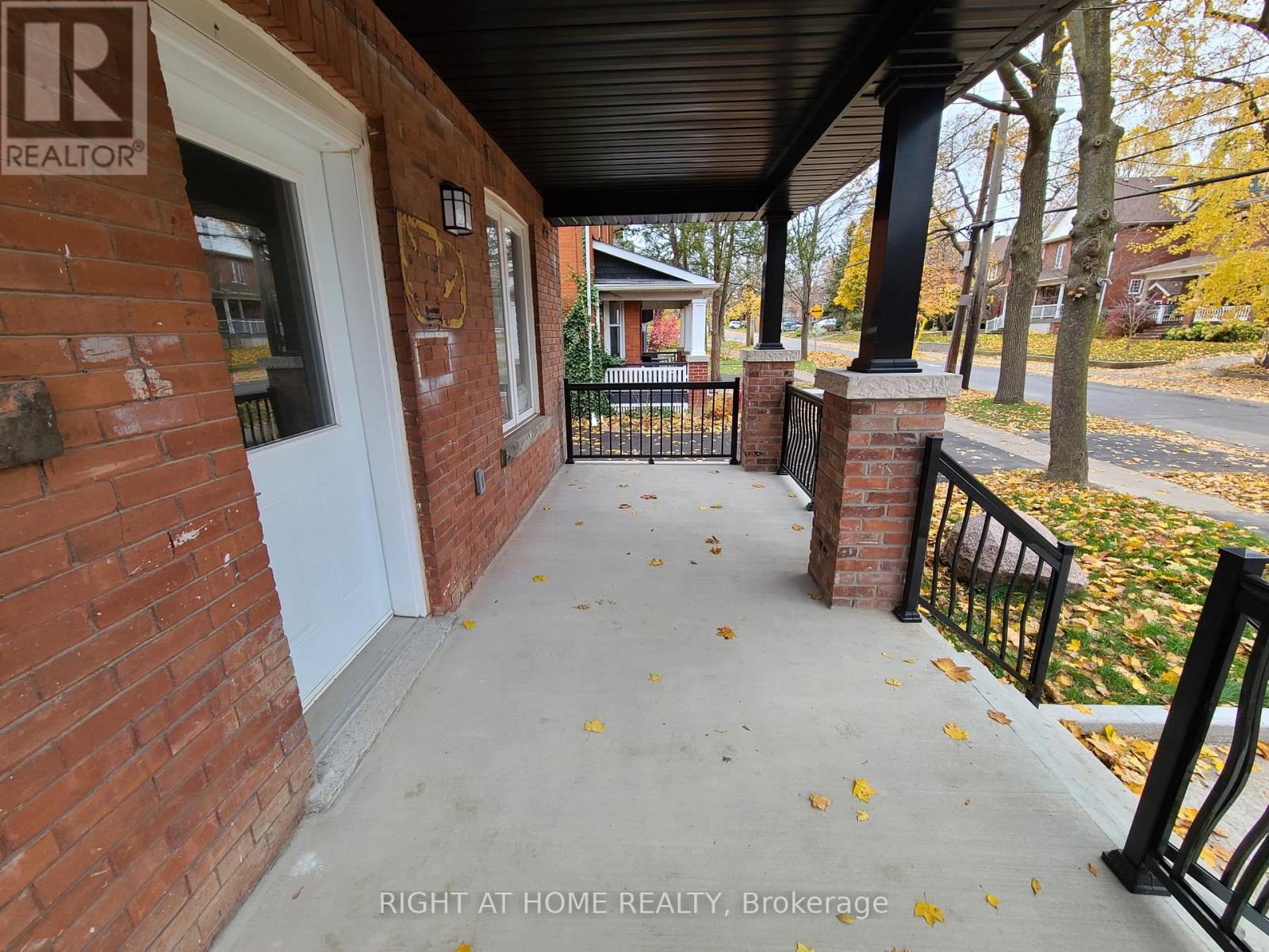 154 Rosemount Avenue, Toronto, Ontario M9N 3B9 - Photo 7 - W13119936