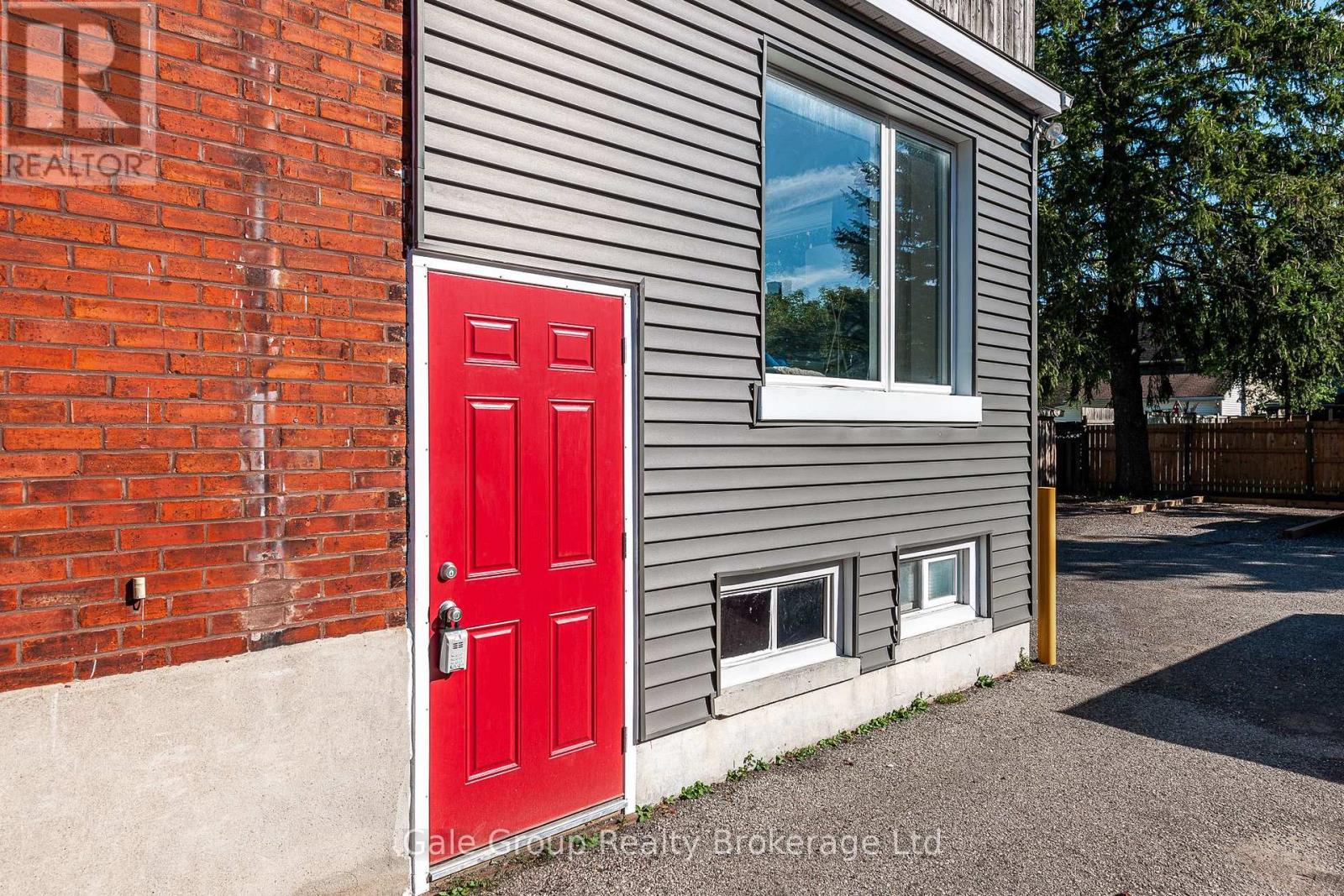 535 Ontario Street, Stratford, Ontario  N5A 3J2 - Photo 11 - X13119654