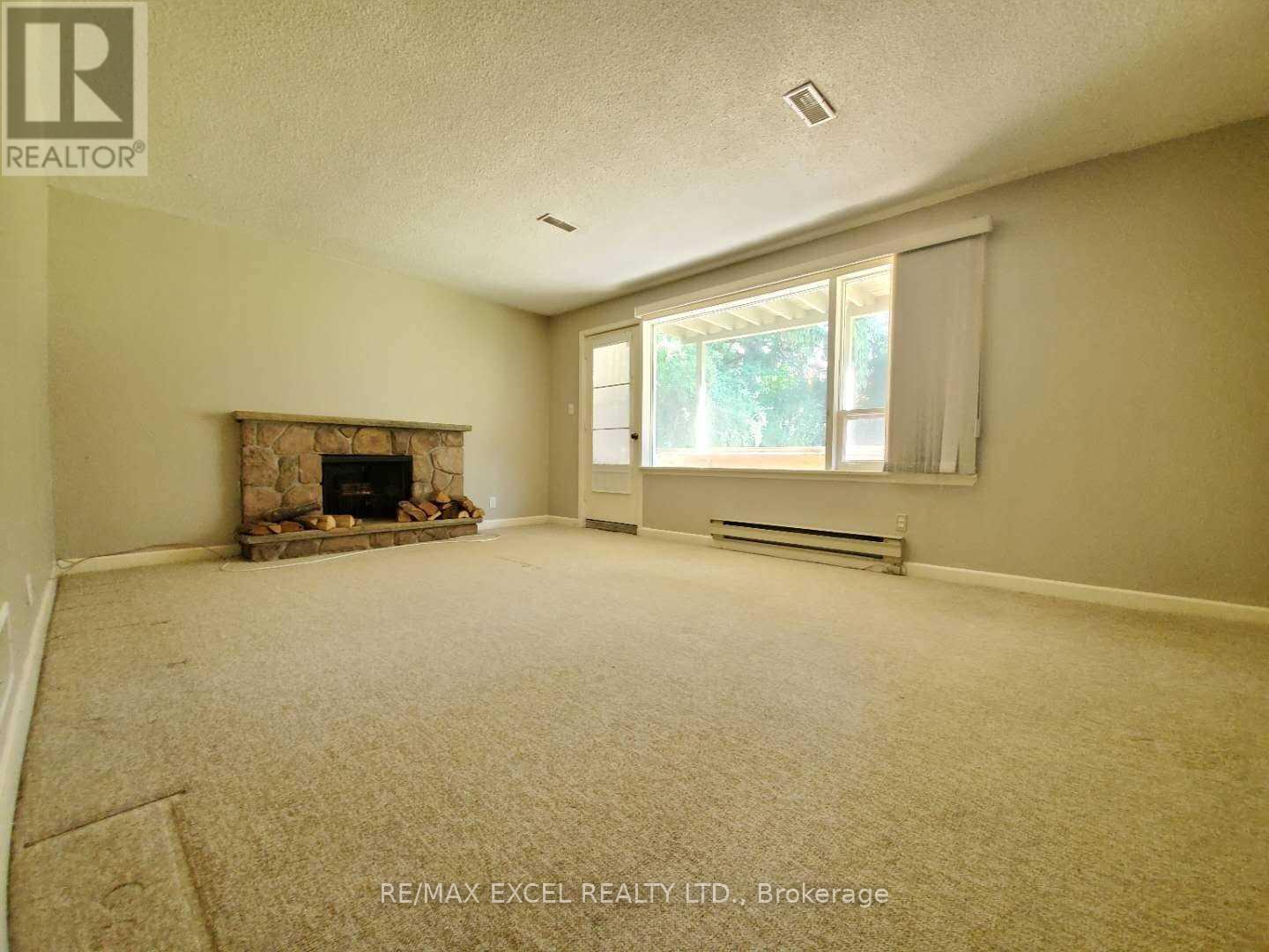 157 Fenn Avenue, Toronto, Ontario  M2P 1X8 - Photo 18 - C12941414
