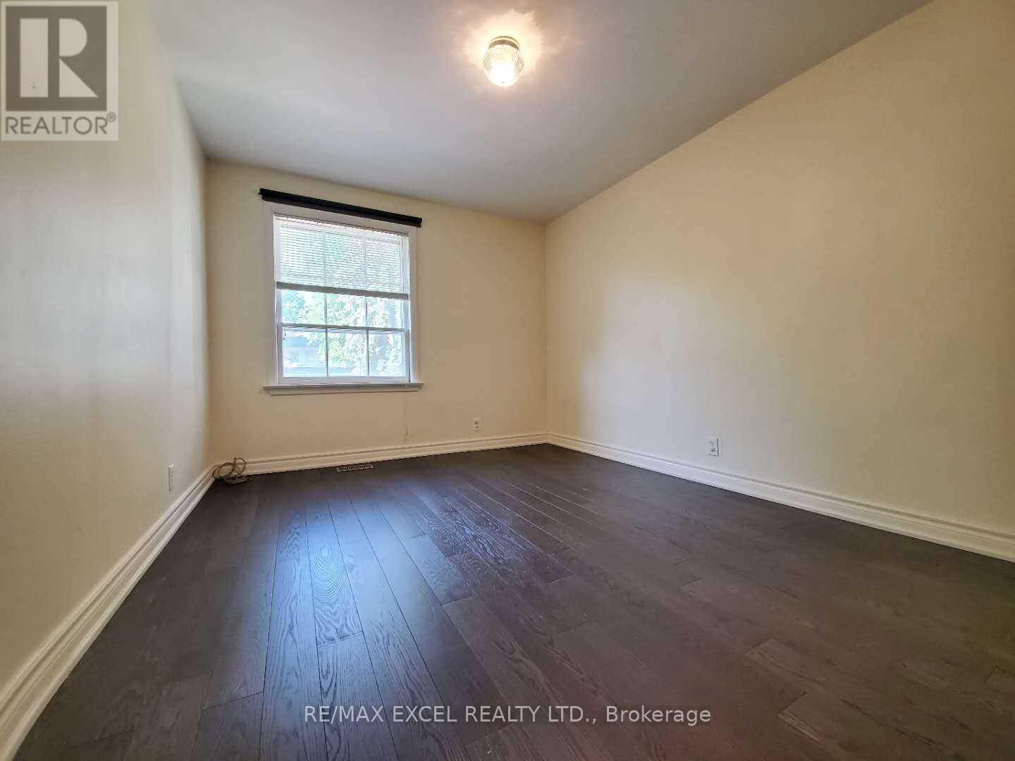157 Fenn Avenue, Toronto, Ontario  M2P 1X8 - Photo 13 - C12941414