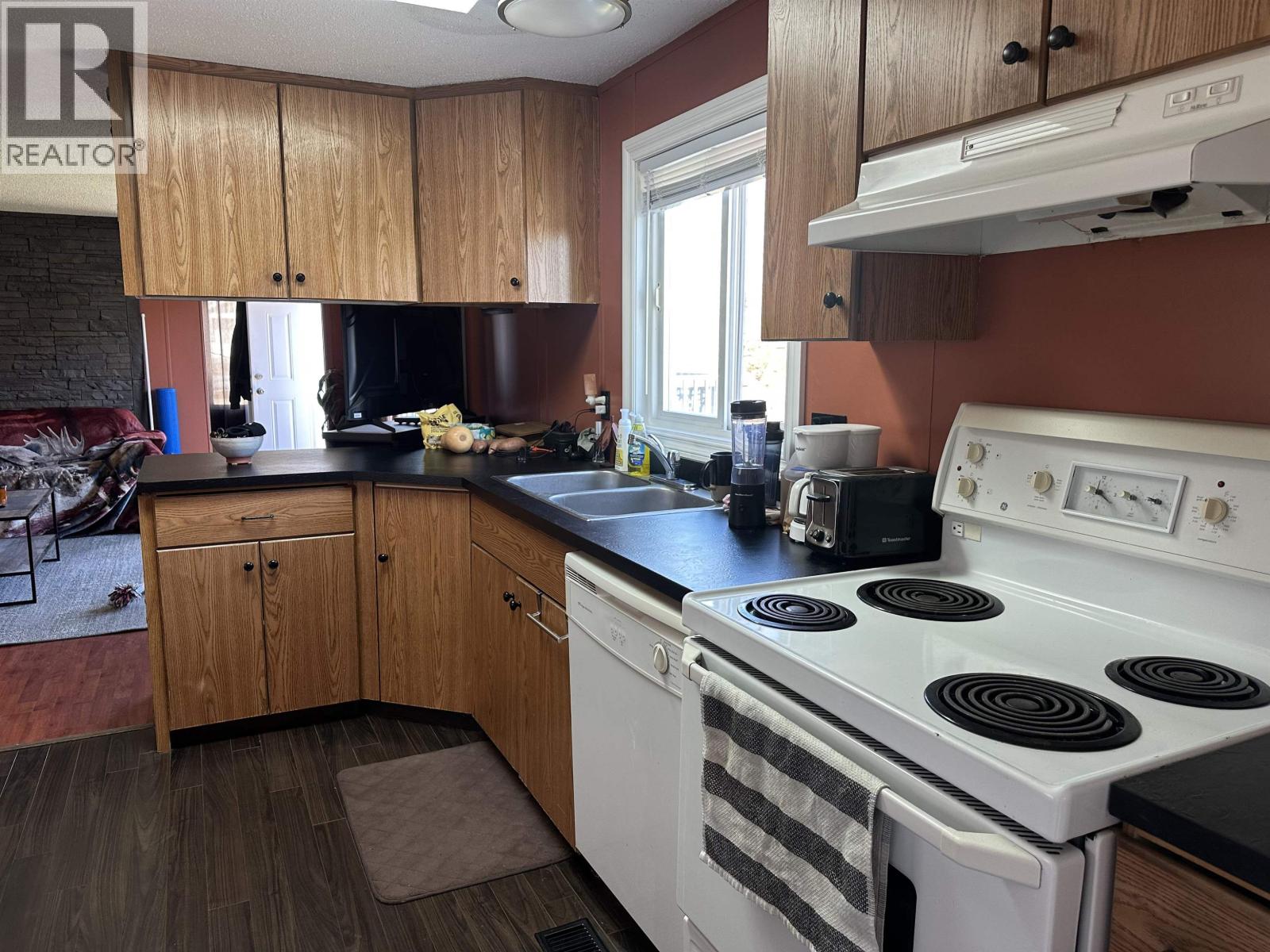 8708 76 Street, Fort St. John, British Columbia  V1J 2Z6 - Photo 6 - R3122920