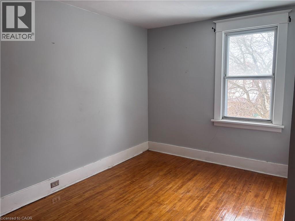 45 Chaplin Avenue, St. Catharines, Ontario  L2R 2E4 - Photo 12 - 40809250
