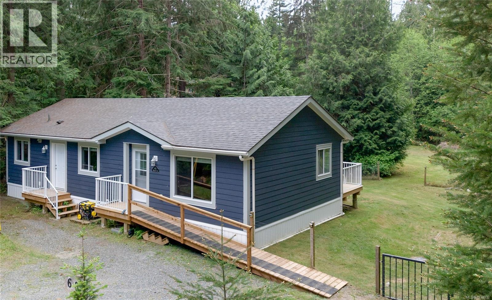 601 Wildwood Cres, Gabriola Island, British Columbia  V0R 1X4 - Photo 1 - 1034932