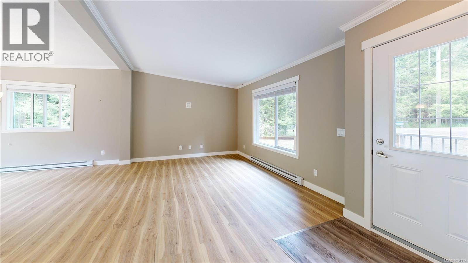 601 Wildwood Cres, Gabriola Island, British Columbia  V0R 1X4 - Photo 8 - 1034932
