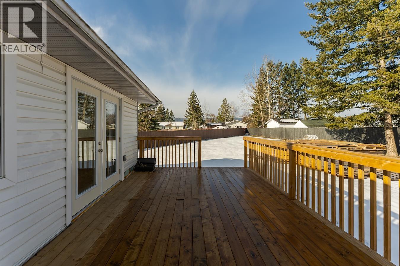 1450 Fraser Crescent, Prince George, British Columbia  V2M 3Y2 - Photo 4 - R3122816
