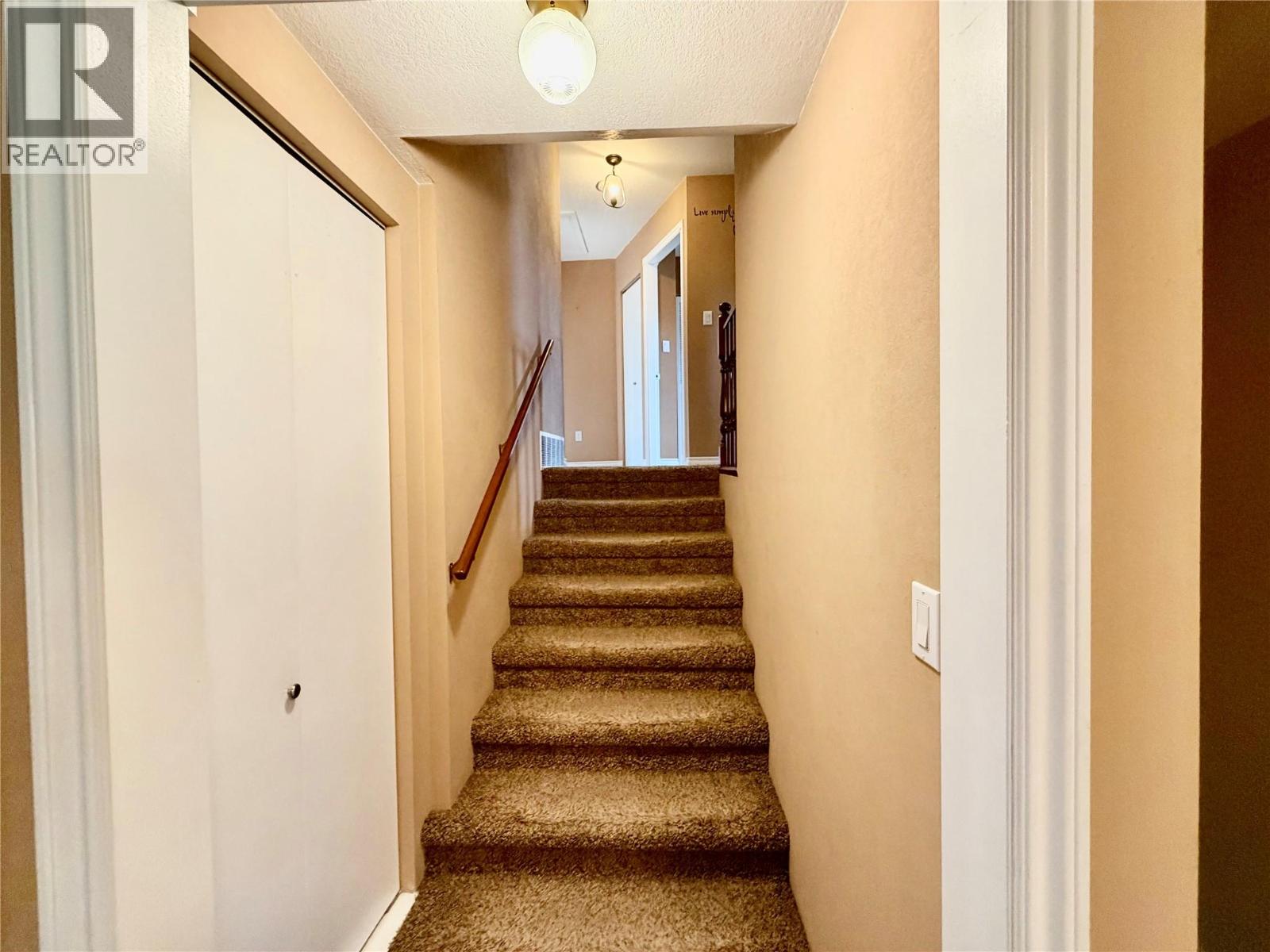 9828 203 Road, Dawson Creek, British Columbia  V1G 4E8 - Photo 15 - 10386507