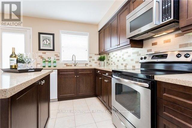 248 Georgian Drive, Oakville, Ontario  L6H 7K1 - Photo 6 - W13119974
