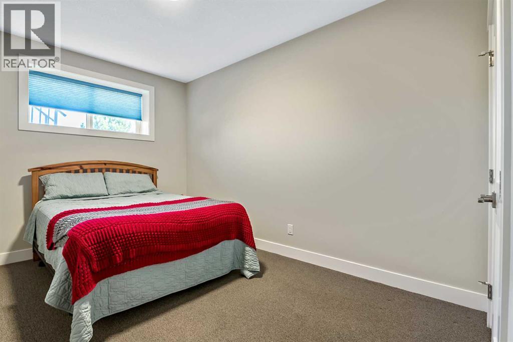 30 Highwood Drive NW, Okotoks, Alberta  T1S 5S3 - Photo 27 - A2309379