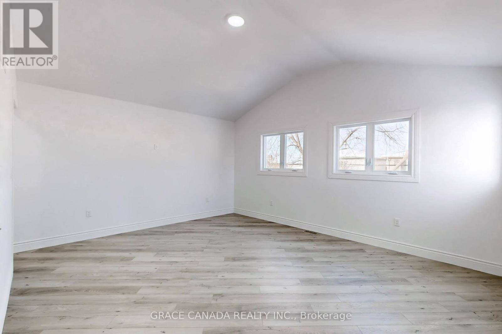 85 Albany Avenue, Hamilton, Ontario  L8H 2H4 - Photo 17 - X13119992